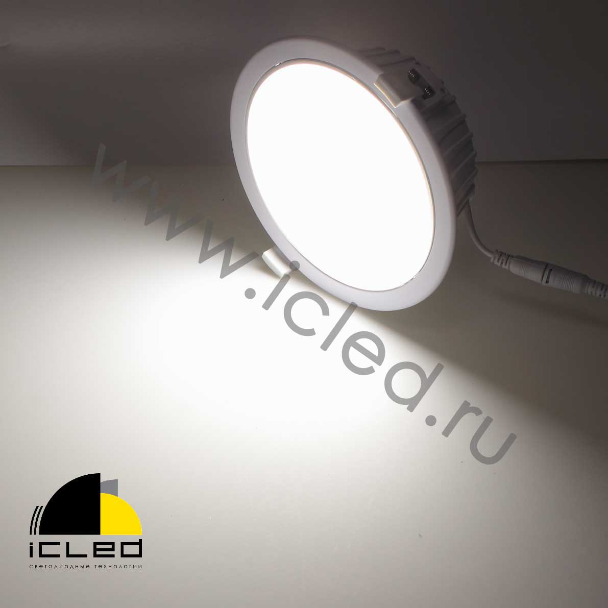 Светодиодные светильники Светодиодный светильник JH-TD-Z15W AR83 (15W, Day White)