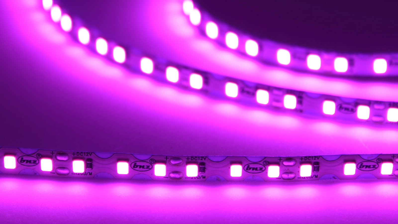Светодиодная лента S-образная 2835, 120led/m, pink, 12V, IP20, BA7