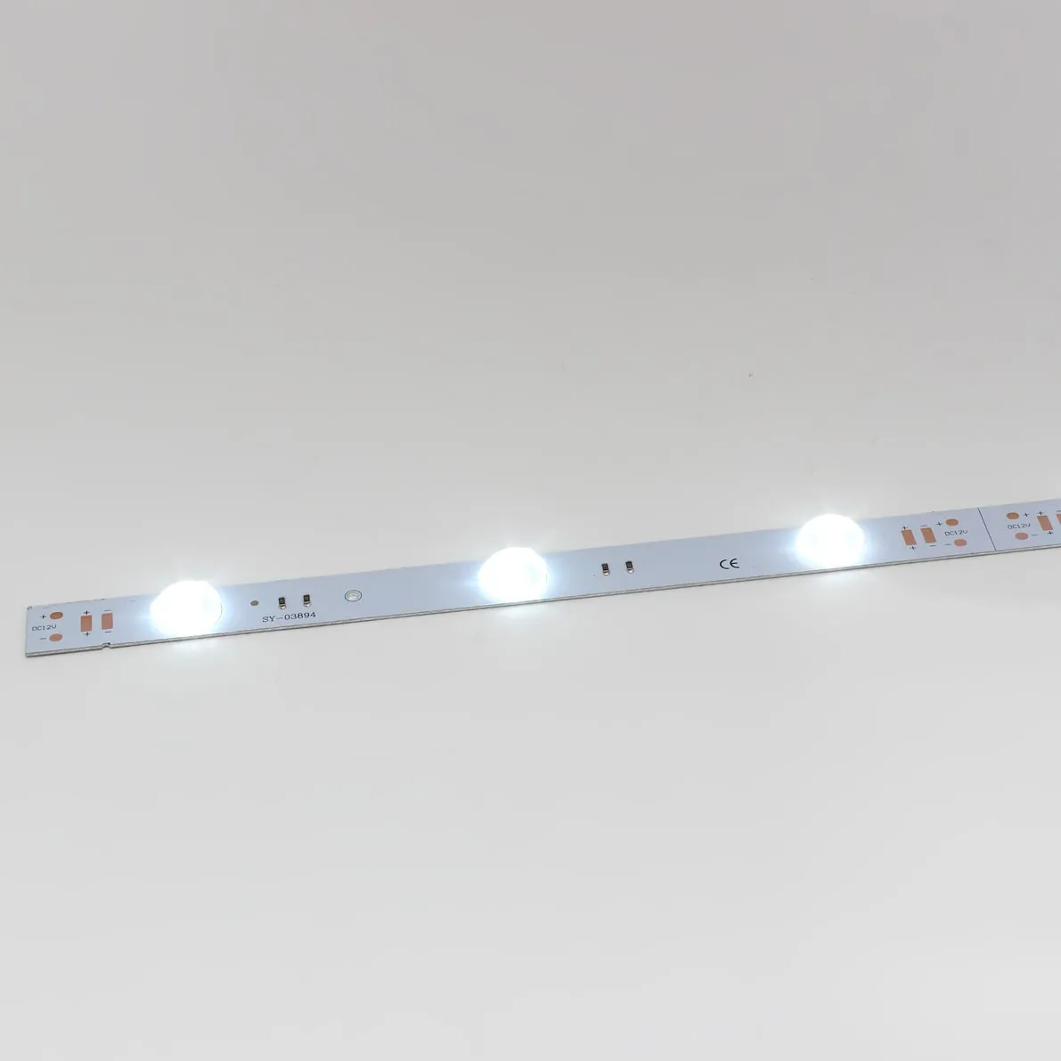 Светодиодная линейка линзованная 3030, 12 led, G106 (24V, 14,4W, white)