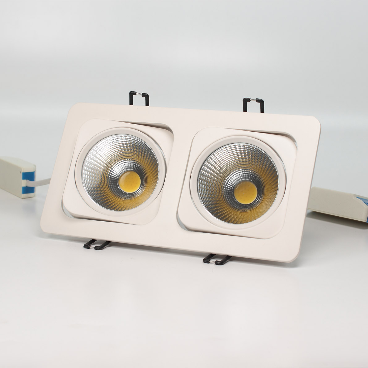 Светодиодные светильники Светодиодный светильник встраиваемый 120.1 series white housing BW135 (20W,220V,day white)