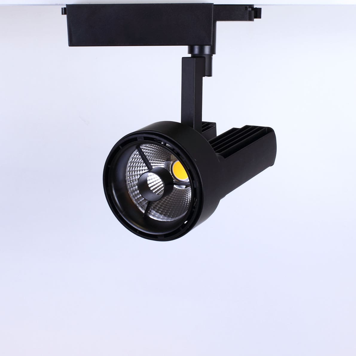 Светодиодный светильник трековый JH-GDD 2L PX66 (50W, 220V, black body, 30deg, warm white)