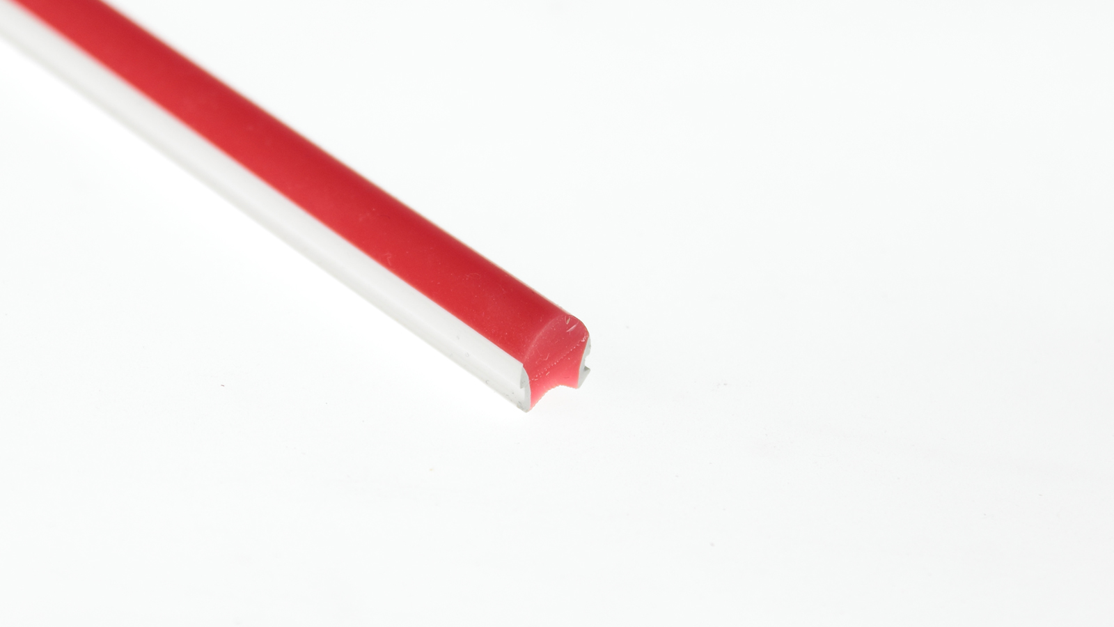Светорассеивающий силиконовый профиль SK11 (9mm, red)