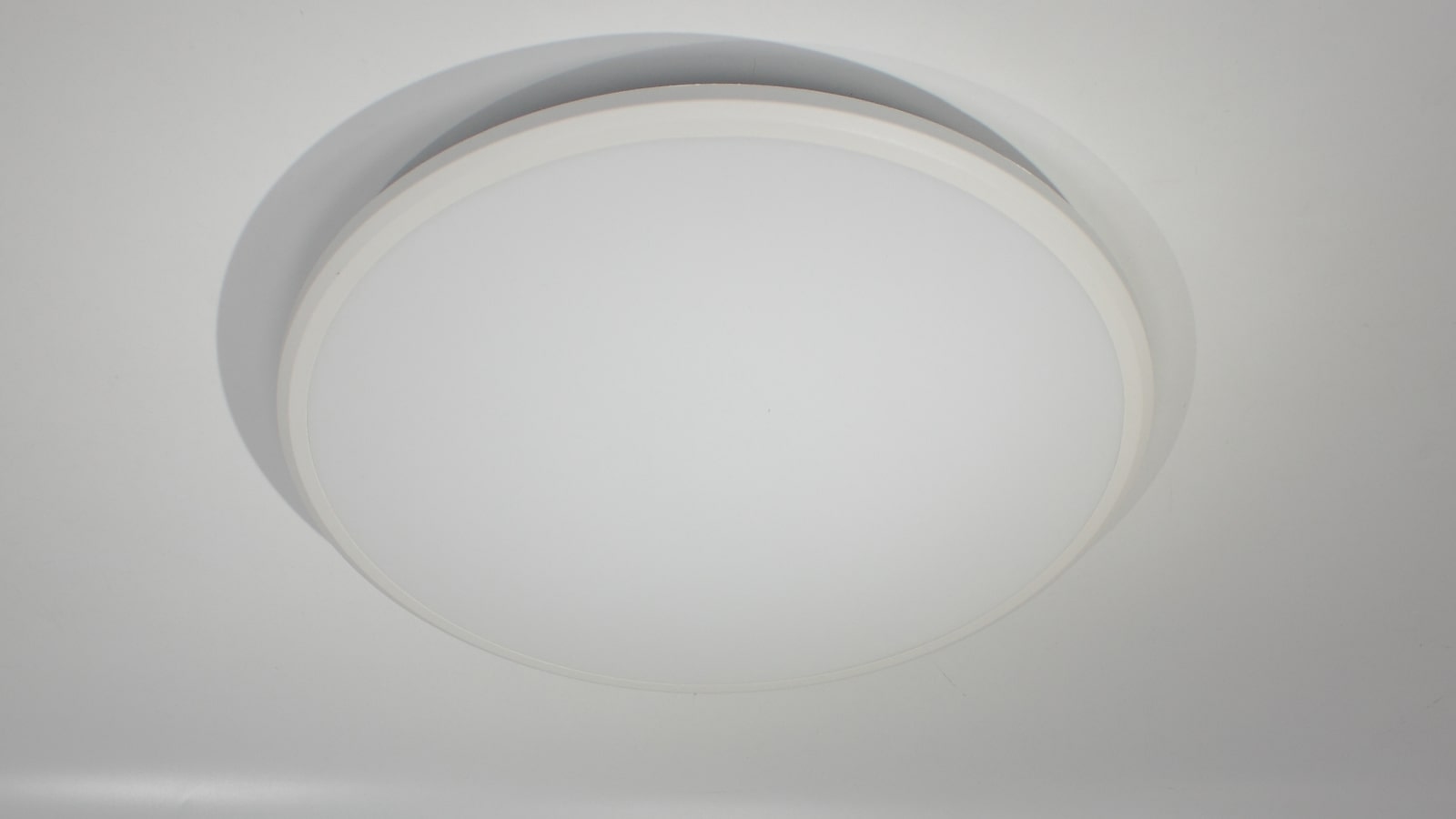 Светодиодные светильники Светодиодный светильник JH-XDD-30F (220V, 24W, warm white)