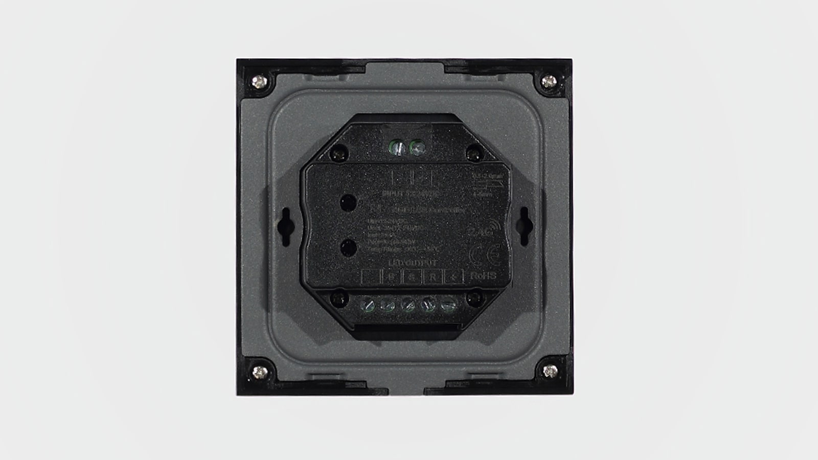 Сенсорная панель T3 Black IC46 (12-24V, 3x4A, 3x(48-96W), RGB,  RF 2.4GHz)